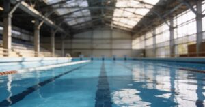 Schwimm- und Sprunghalle im Europasportpark (SSE) Berliner Bäder: Infos