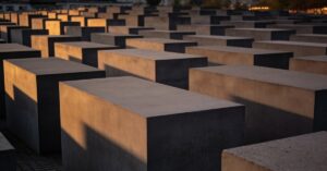 Berlin WW2 sites: Die wichtigsten historischen Orte der Stadt entdecken
